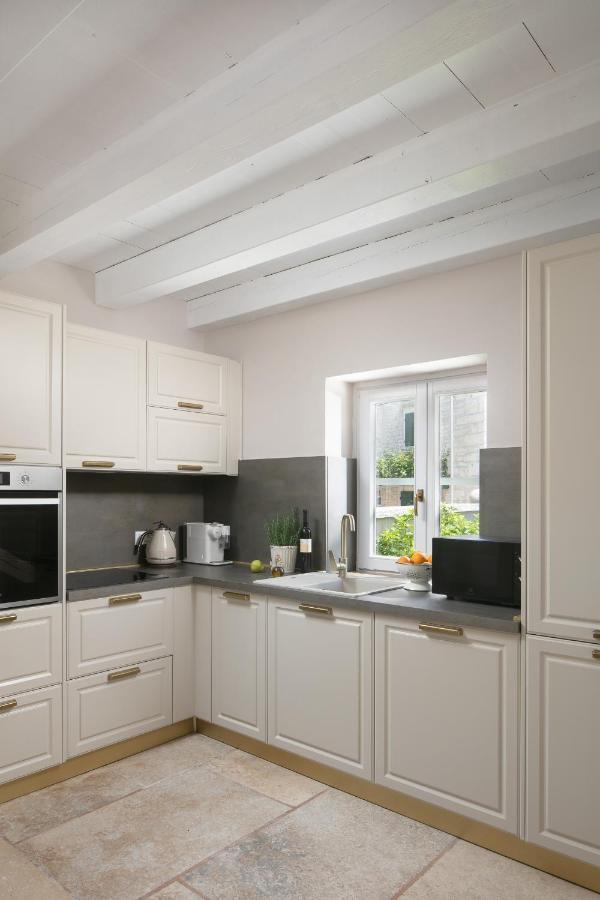 Residence Pietre D'Istria - With Private Service Burići المظهر الخارجي الصورة